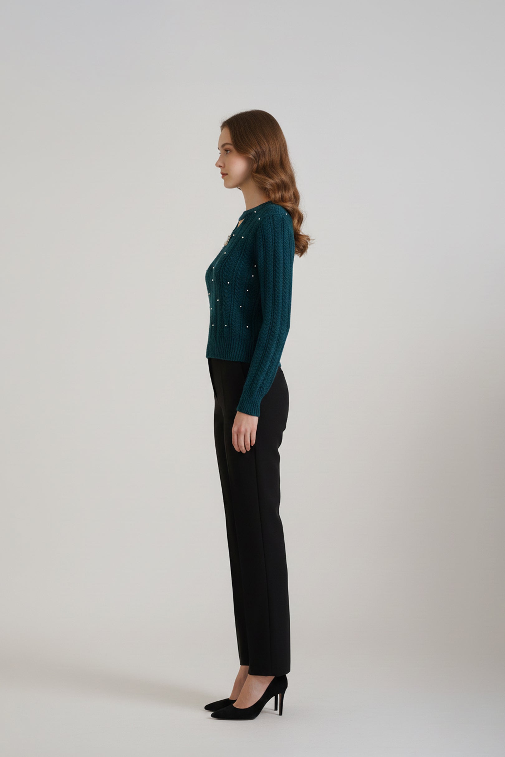 Bottle Green Pearl Bow Broch Sweater