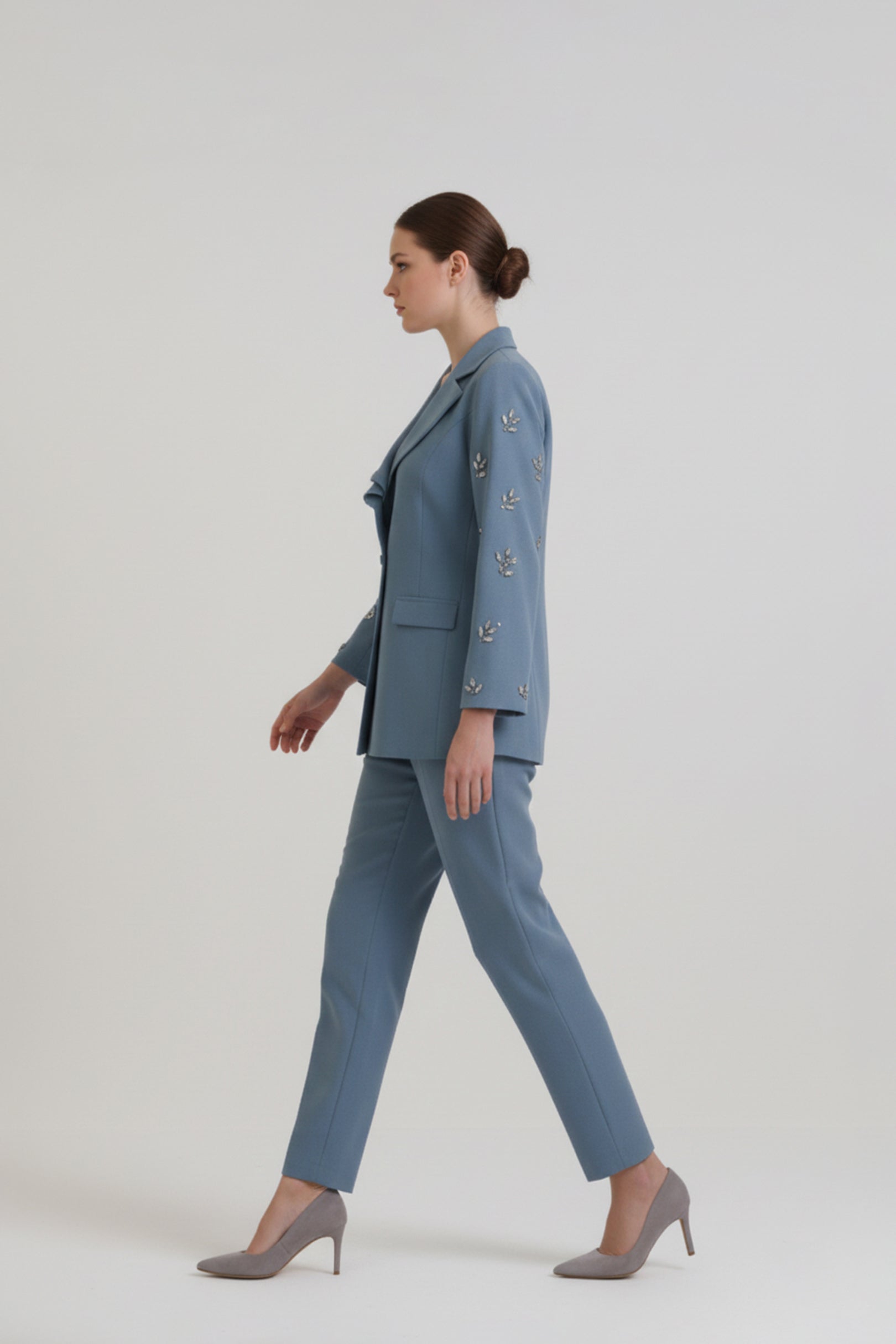 Ice Blue Chester Set