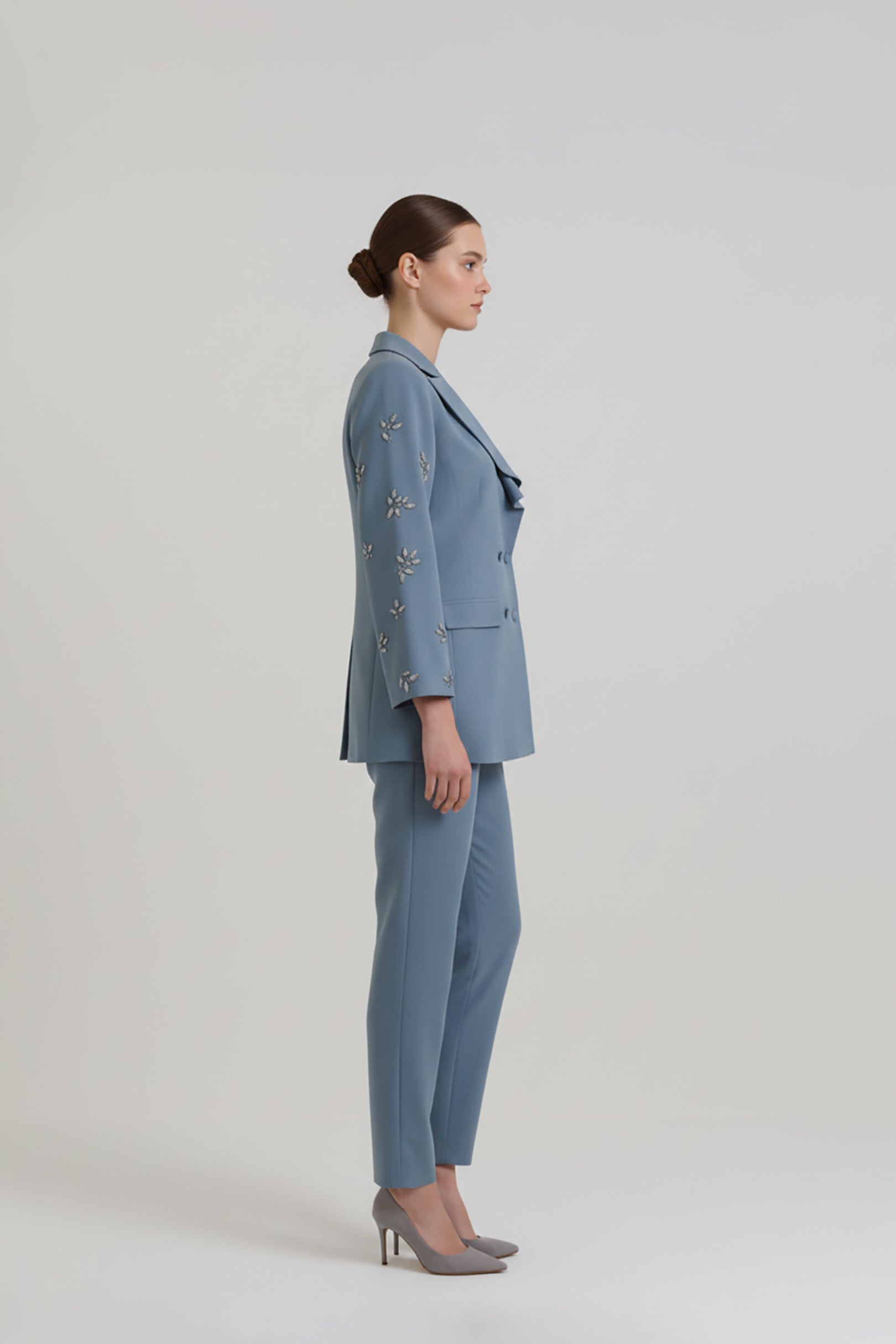 Ice Blue Chester Set