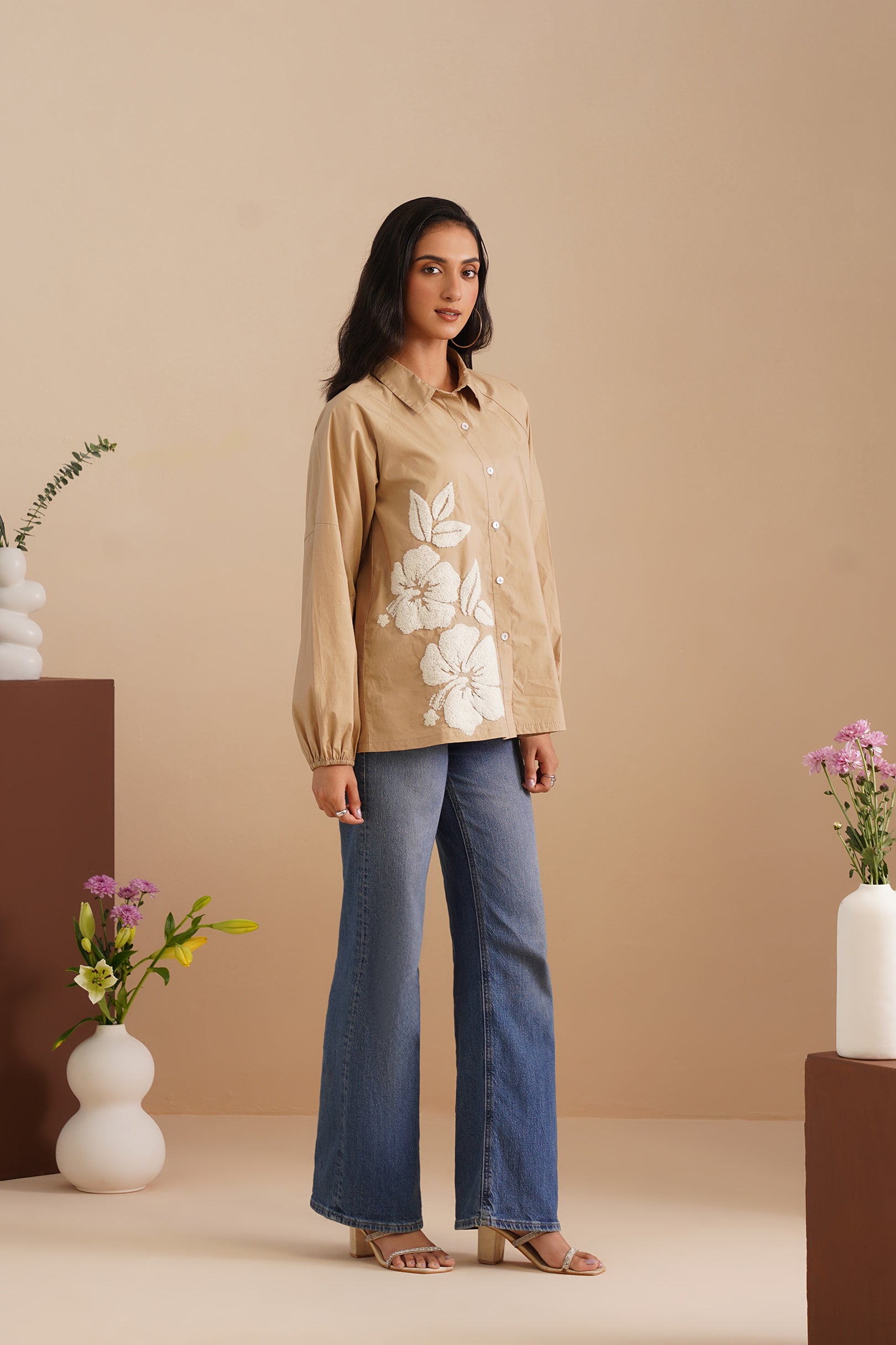 Raglan Sleeve Poplin Shirt With Embroidered Motifs