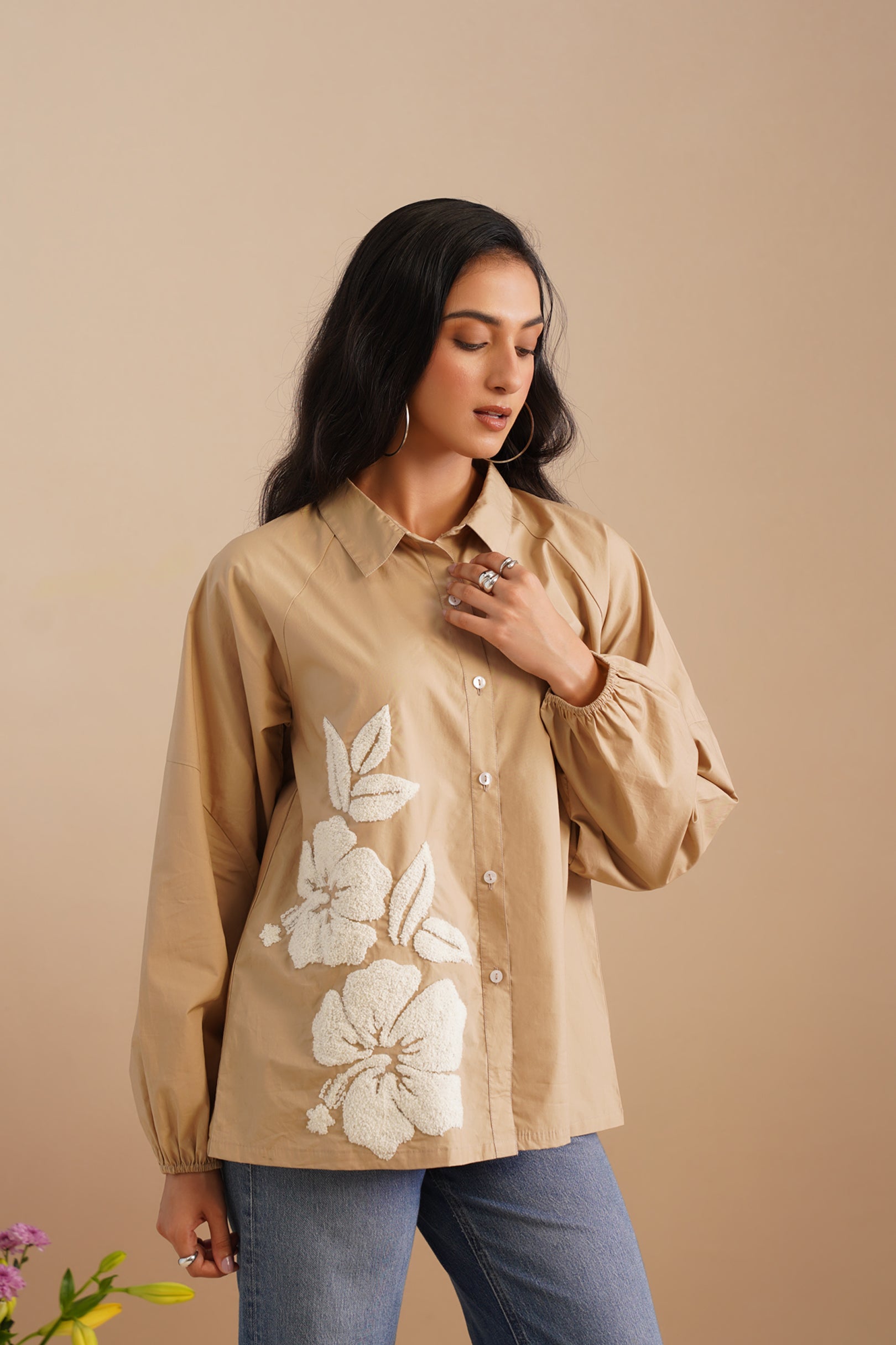 Raglan Sleeve Poplin Shirt With Embroidered Motifs