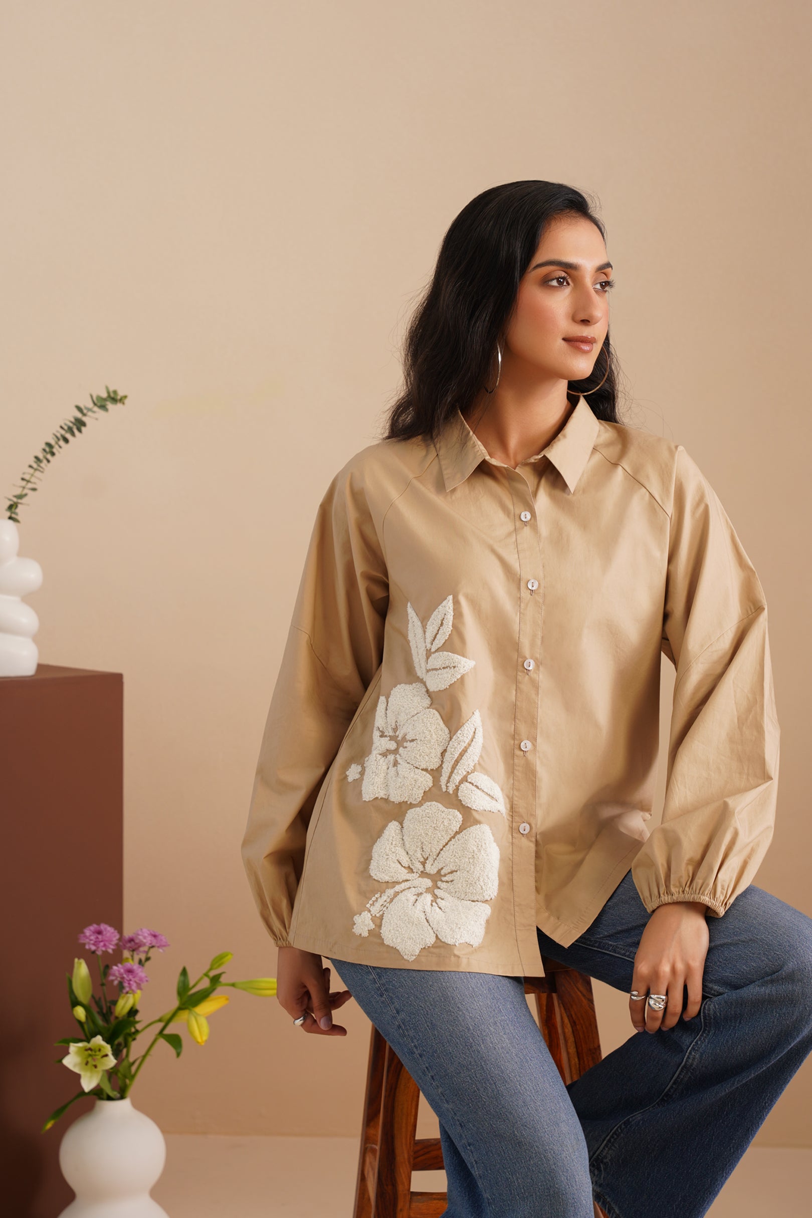 Raglan Sleeve Poplin Shirt With Embroidered Motifs