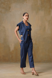 Denim Wide Shoulder Vest Paired With Denim Pants