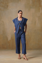 Denim Wide Shoulder Vest Paired With Denim Pants