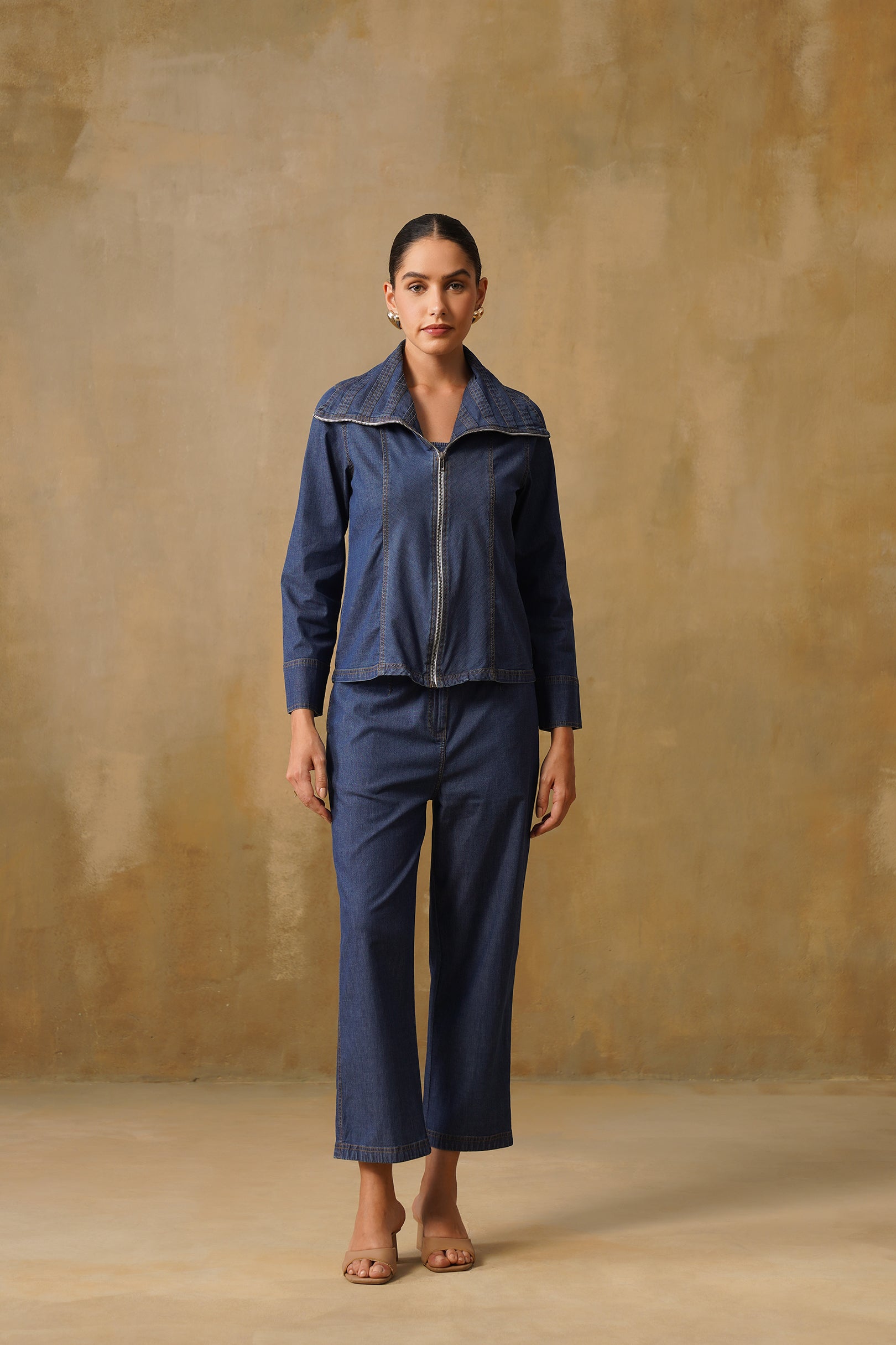 Pleated Wide Collar Denim Set