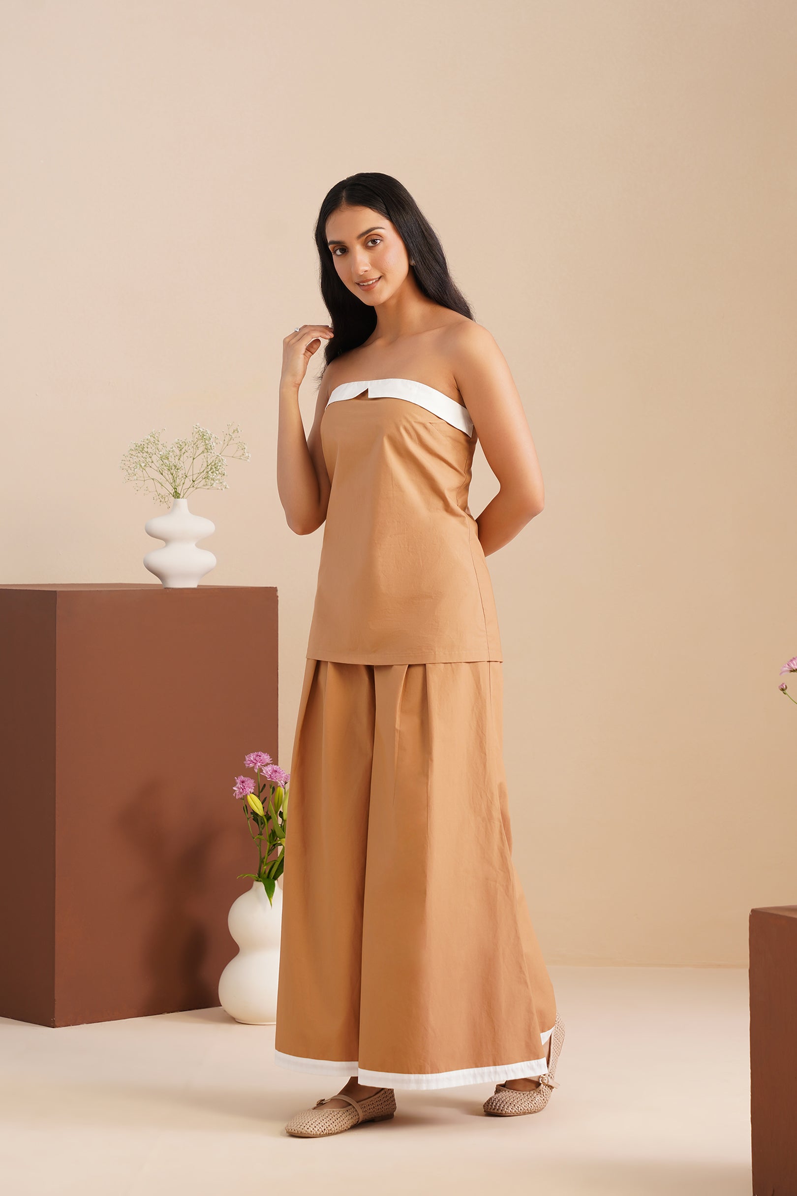 Dual Tone Poplin Corset With Wide-leg Pants