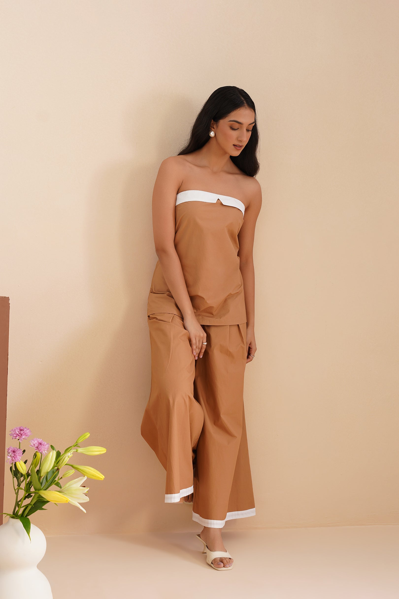 Dual Tone Poplin Corset With Wide-leg Pants